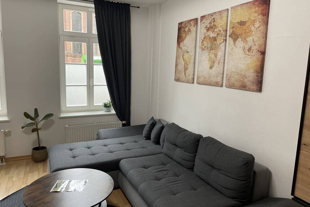 Ganze Wohnung, Unterkunft direkt an der Schelfkirche mit Terrasse in Schwerin, Schweriner See