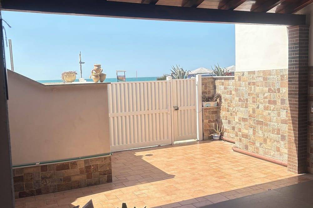 Ganze Wohnung, Fiumicino sea view|Relax&Comfort Near the airport and Fiera di Roma in Fiumicino, Rom Provinz
