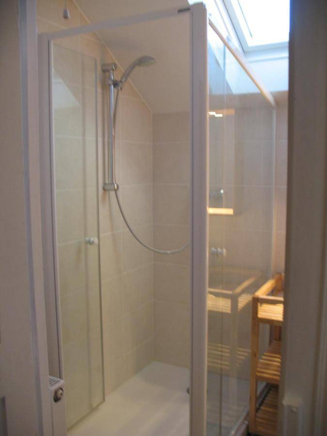 Two-Bedroom House in Chablis, Région d'Auxerre