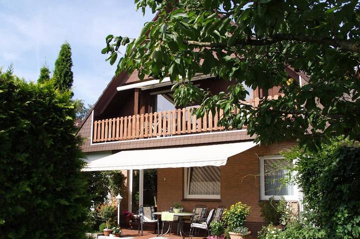 Vakantiewoning voor 4 personen, with balkon and sauna as well as tuin in Moormerland