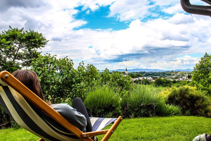 Ferienhaus für 4 Personen, mit Terrasse und Garten sowie Sauna
