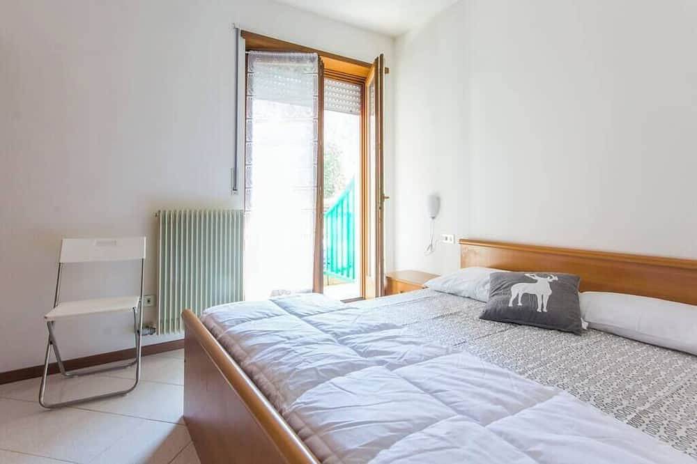 Ganze Wohnung, Relaxing Apartment Near Thermal Springs & Lakes in Villa Banale, Stenico
