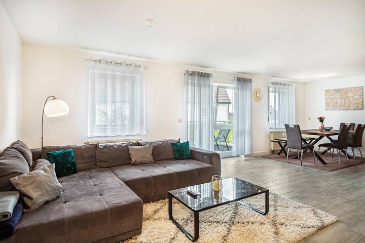 Ferienwohnung für 4 Personen, mit Balkon und Garten nahe des Ravensburger Spieleland