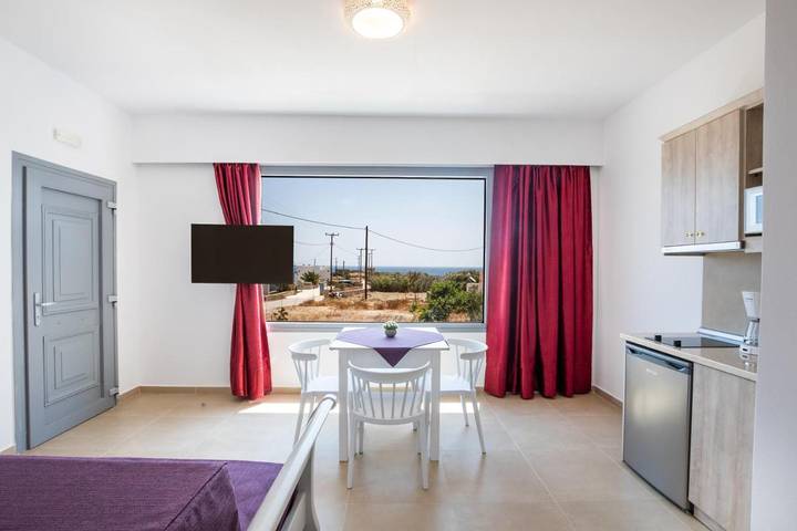 Villa voor 3 personen, met tuin en uitzicht op Karpathos