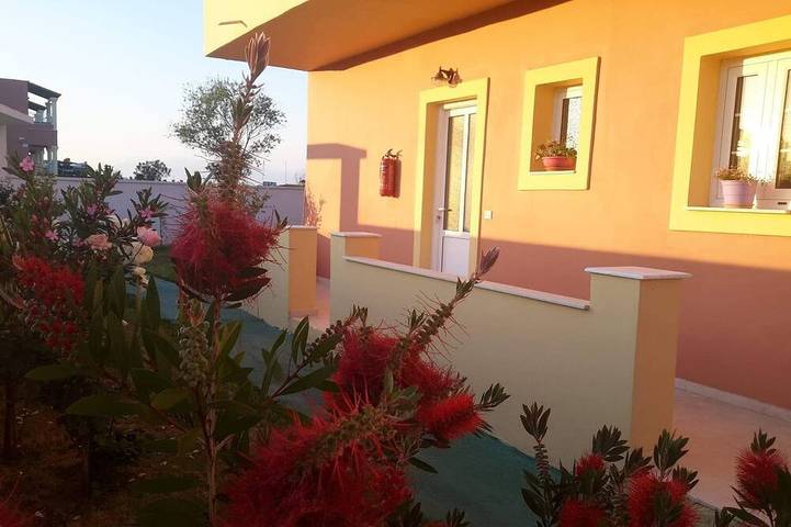 Holiday rental for 2 people, with garden in Sidari