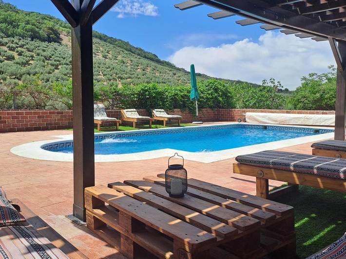 Casa de vacaciones para 2 personas, con vistas además de piscina y jardín - 1
