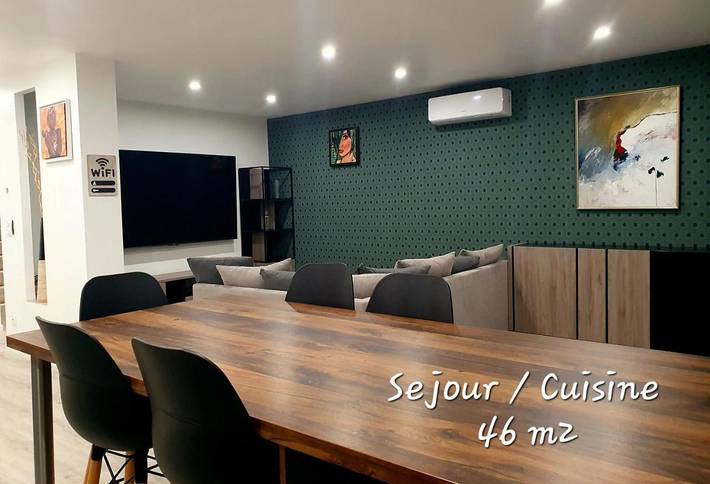 Location de vacances pour 12 personnes, avec vue et balcon à Pont-du-Château - 3