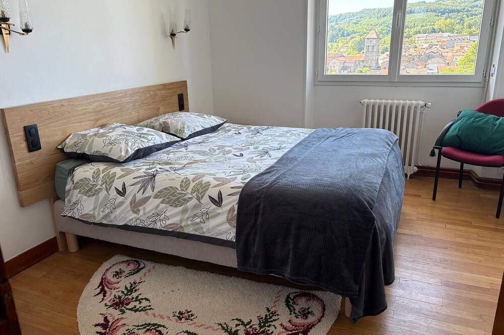 Family home in Eymoutiers, Limoges region