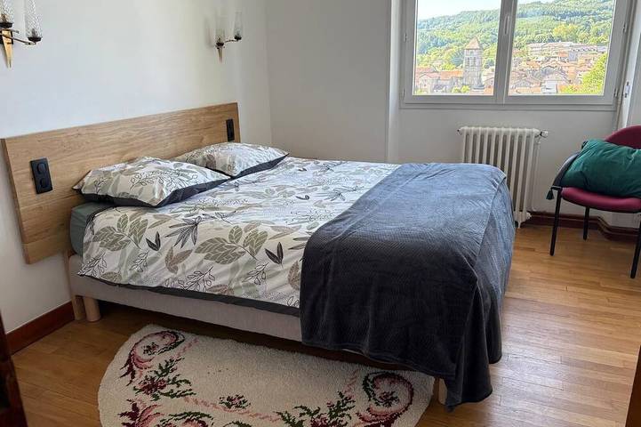 Location de vacances pour 10 personnes, avec jardin et balcon à Eymoutiers - 3