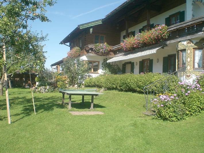 Ganze Ferienwohnung, Gästehaus Restner - Chiemgau Karte - Ferienwohnung Lisa für 2 Personen, 1 Schlaf/1Wohnschlafraum, 50 m² in Inzell, Bayerische Alpen