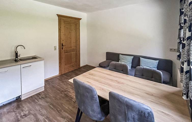 Ganze Ferienwohnung, City Center Apartment - Kostenloses Parken, Internet und mehr! in Roppen, Bezirk Imst