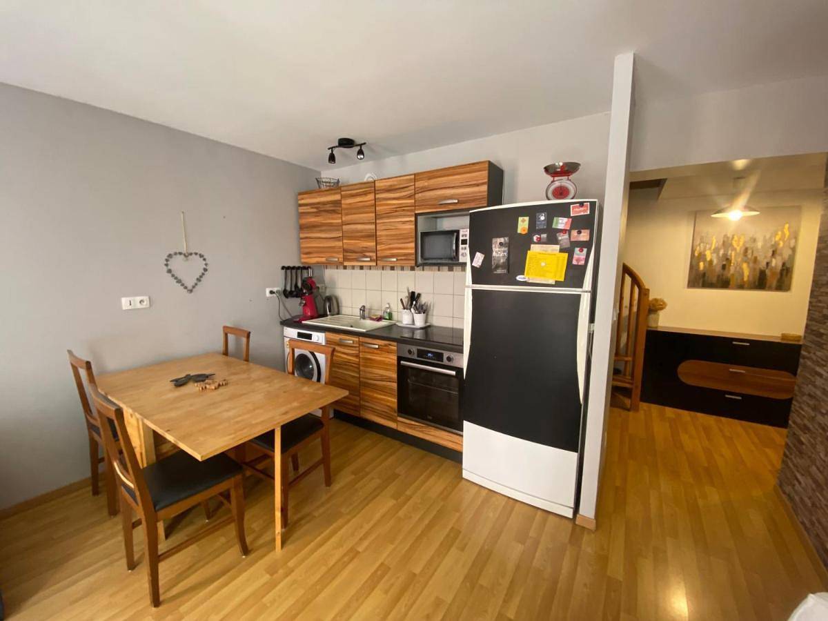 Appartement entier, Duplex 60m2 vieux centre avec balcon in Barcelonnette, Val d’Allos