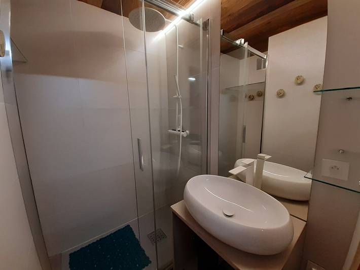 Ganze Wohnung, 2* T2 in Courchevel, Pistenaccess, Parkplatz, Talblick, 4 Pers. in Courchevel 1850, Saint-Bon-Tarentaise