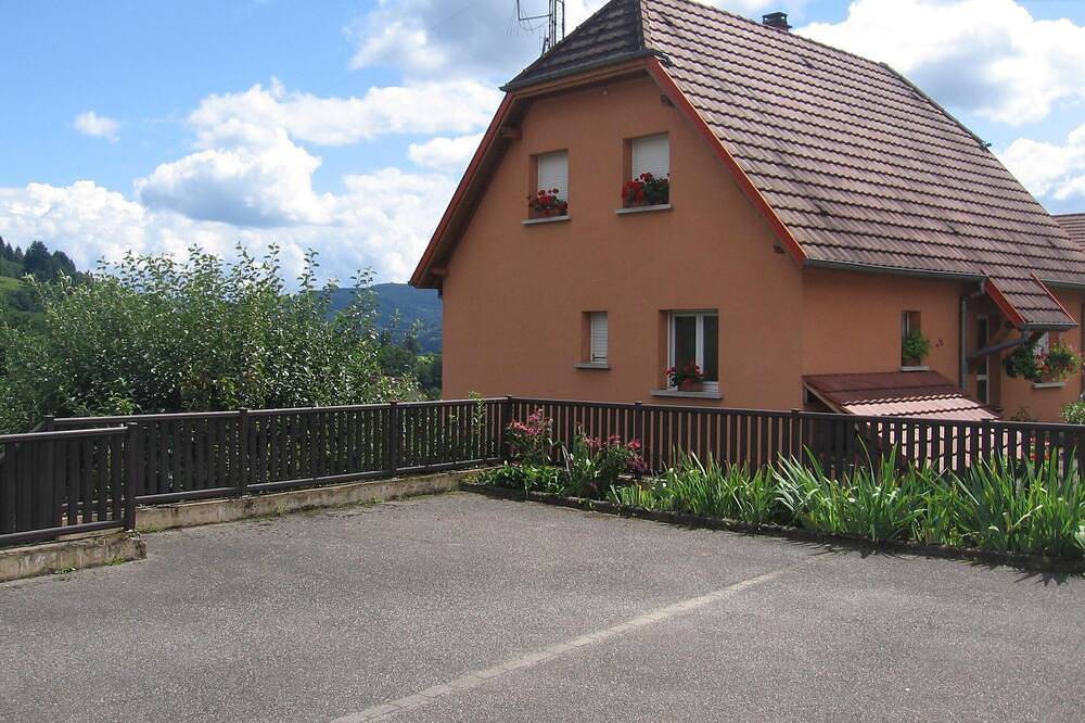 Ganze Wohnung, Charmevermietung F2 Im Münstertal in Soultzeren, Regionaler Naturpark Belchen der Vogesen