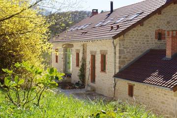 Maison d’hôte pour 3 personnes, avec jardin ainsi que sauna et vue à Nedde