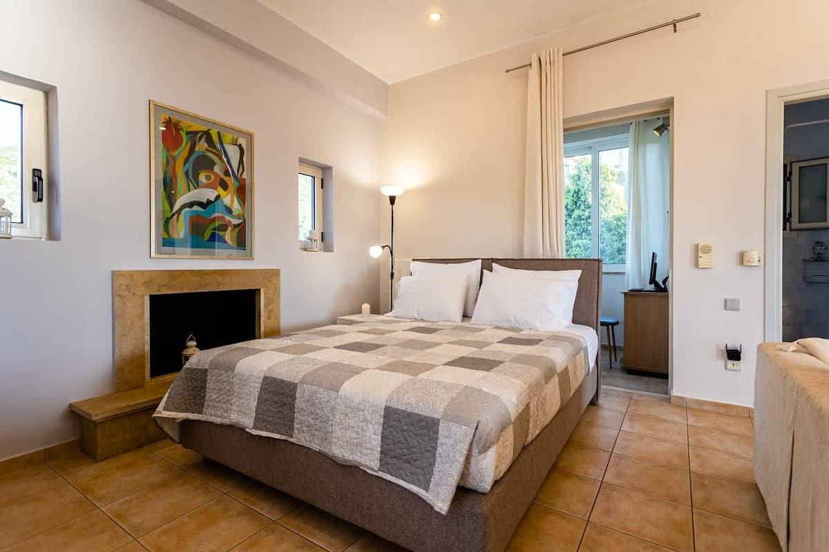 Kitries Summer Getaway - Eden Comfy Suite in Messenia region