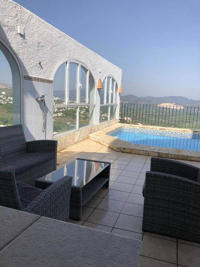 Casa rural para 9 personas, con vistas al lago y piscina además de jardín y vistas, Se admiten mascotas en Ráfol de Almunia - 3