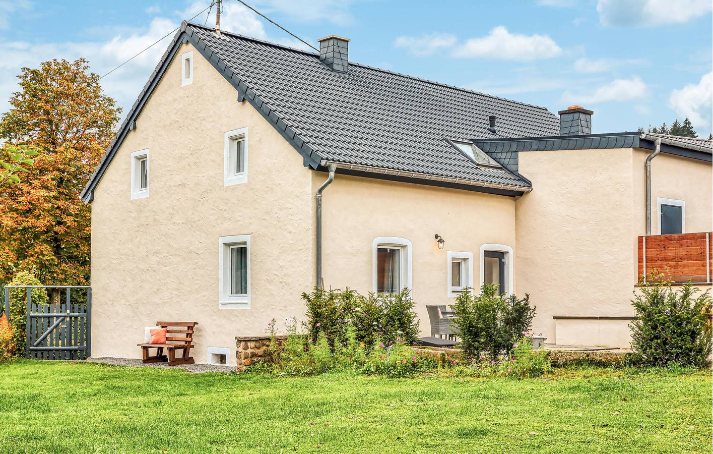 Appartement vue jardin avec vue panoramique sur le centre ville in Nimsreuland, Arrondissement d'Eifel-Bitburg-Prüm