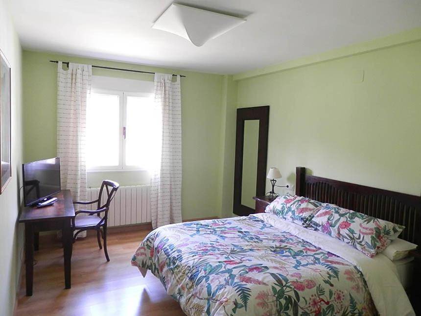 Hostal Rural los Alisos in Navalonguilla, Provincia de Ávila
