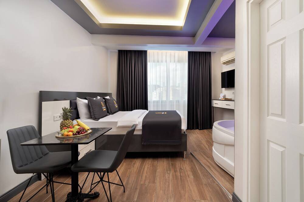 Chic hotel in marvelous Istanbul with Ac, Wifi in Istanbul, Regione di Marmara