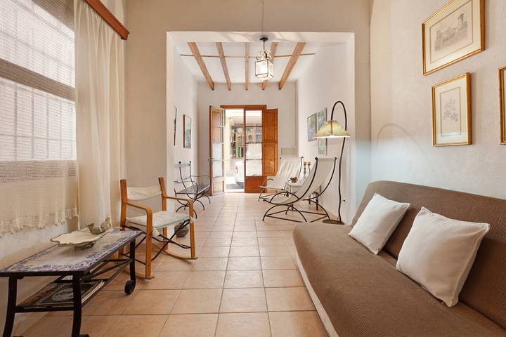 Finca für 6 Personen, mit Balkon und Terrasse in El Arenal