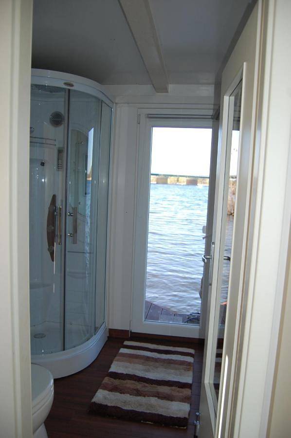 Ferienwohnung für 6 Personen, mit Terrasse und Garten sowie Seeblick und Ausblick in Werder - 2