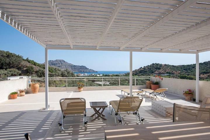 Ferienwohnung für 6 Personen, mit Garten und Ausblick, kinderfreundlich in Plakias