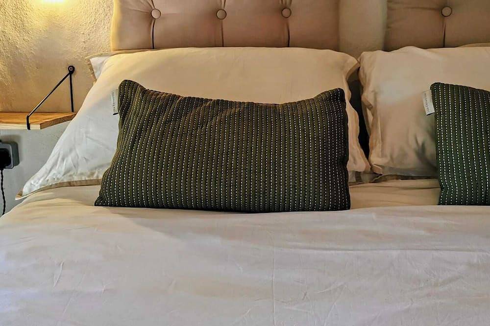 Mourne Mountain Cosy Couples Retreat at The Coop with Hot-Tub (pet friendly) in Grafschaft Down