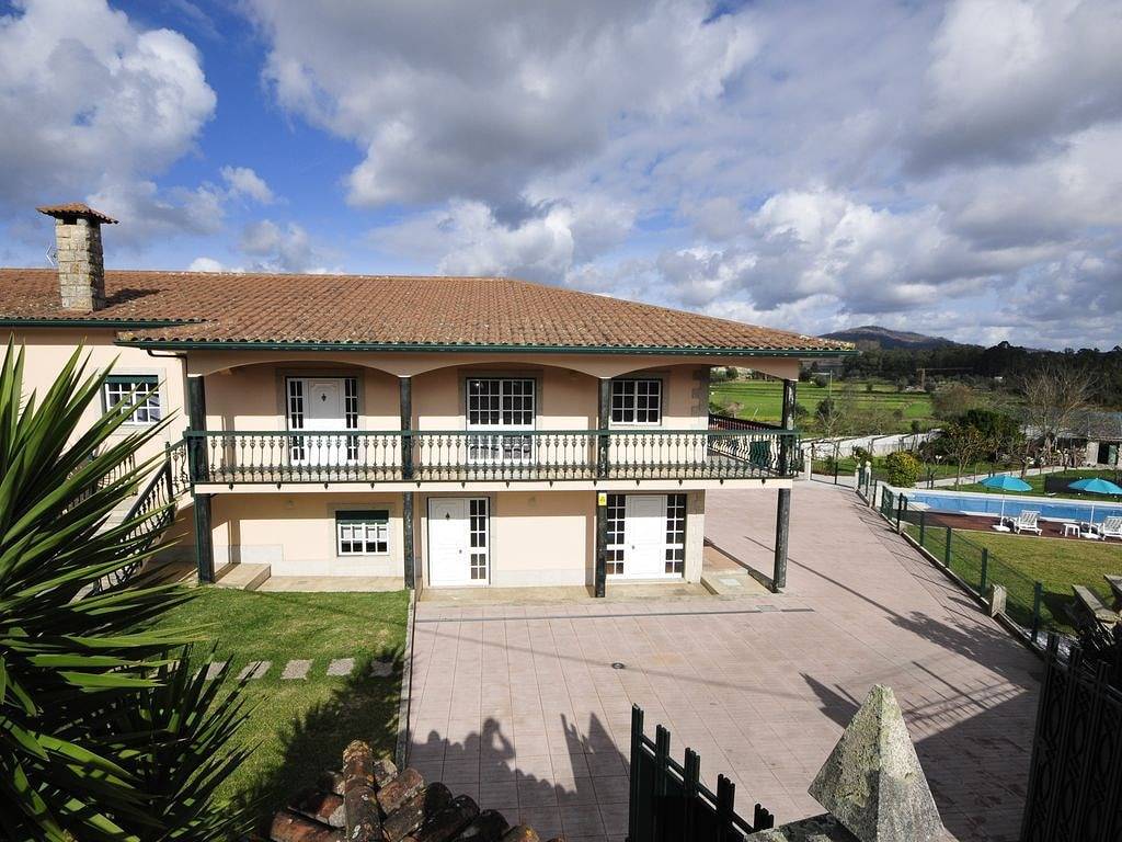 Villa 281 in Palmeira de Faro e Curvos, Braga District