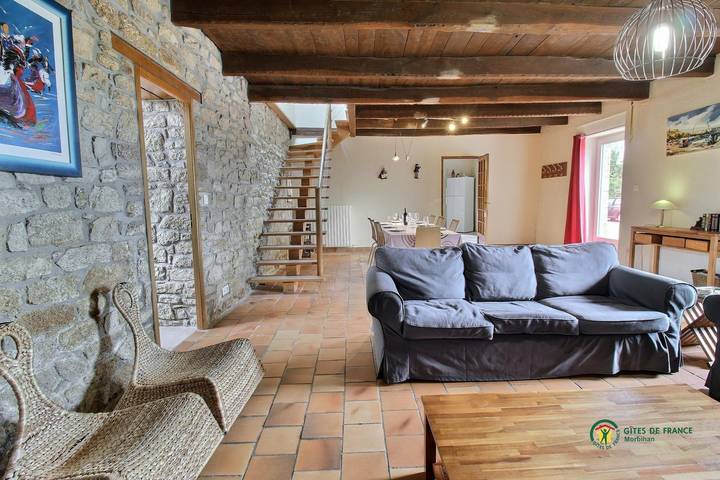 Gîte pour 8 personnes, avec terrasse et jardin à Ploemeur - 4