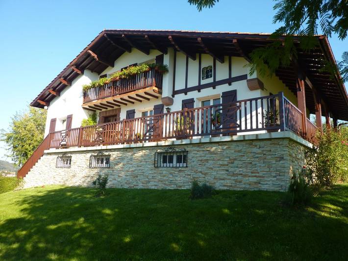 Gîte pour 2 personnes, avec jardin et balcon à Saint-Jean-Pied-de-Port