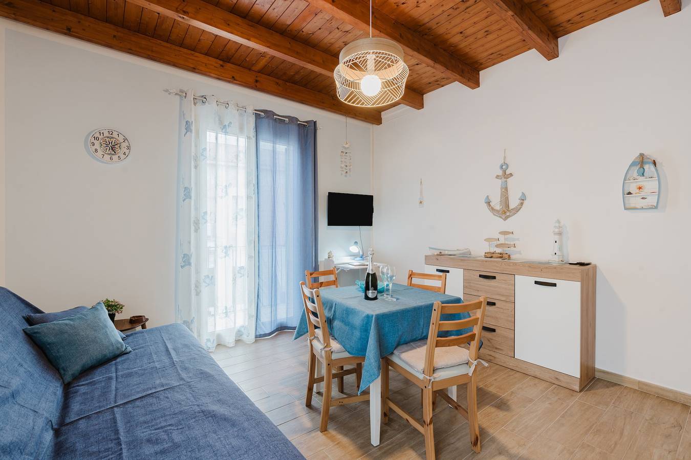 Geheel appartement, Appartement 'Casa Del Pescatore' met Balkon, Wi-Fi en Airconditioning in Trappeto, Provincie Palermo
