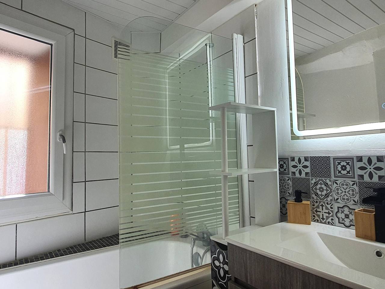 Casa catalana en el centro de Argelès-sur-Mer, Wi-Fi, cerca de la playa in La Côte Vermeille, Argelès-sur-Mer