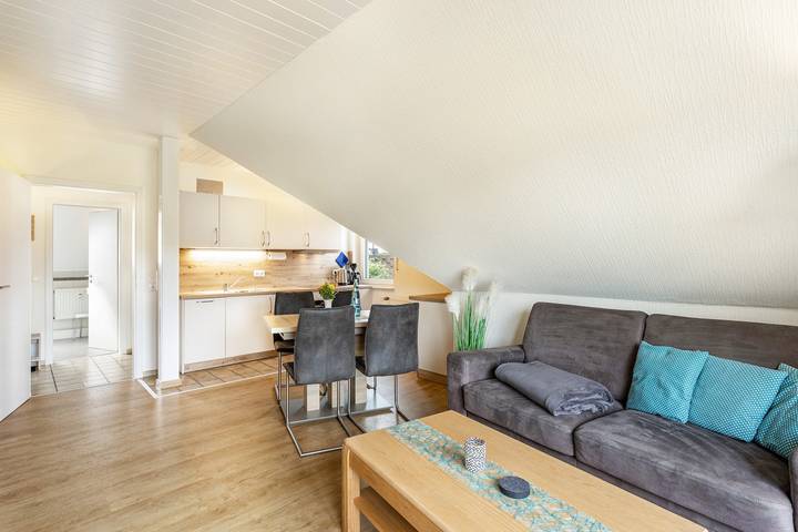 Hel lejlighed, Holiday Apartment for 3 People (50 m²) in Bad Arolsen in Bad Arolsen, Twistesee
