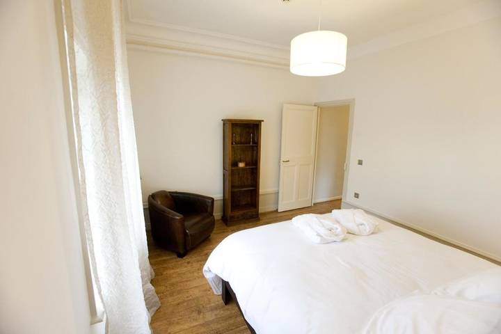 Location de vacances pour 2 personnes, avec jardin ainsi que terrasse et vue à Villié-Morgon - 3