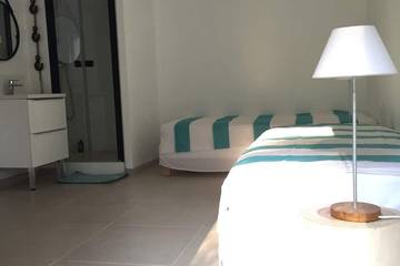 Villa pour 10 Personnes dans La Madrague, Hyeres, Photo 2