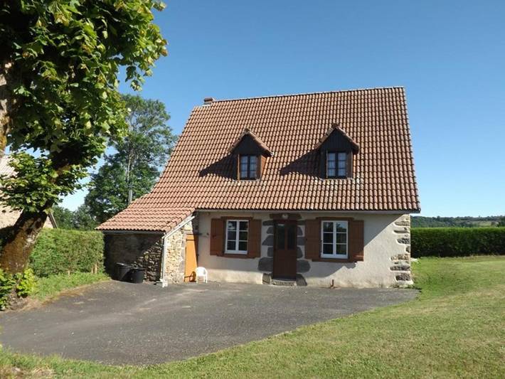 Location de vacances pour 6 personnes, avec Jardin à Saint-Cirgues-de-Malbert