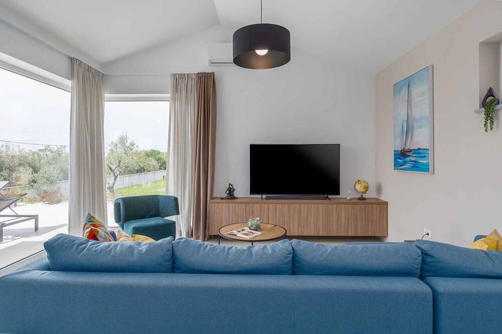 Villa con piscina, vista mare in Visignano (Općina), Istria centrale