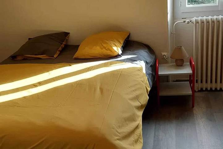 Location de vacances pour 14 personnes, avec jardin et terrasse, animaux acceptés dans Montsalvy - 2