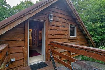 Vacation House for 4 Guests in Snowshoe, Greenbrier River, Picture 2