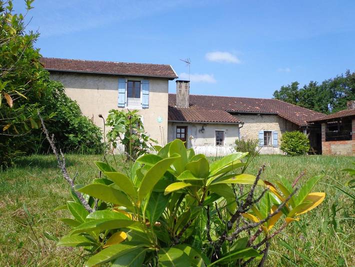 Gîte pour 4 personnes, avec Terrasse ainsi que Jardin et Vue