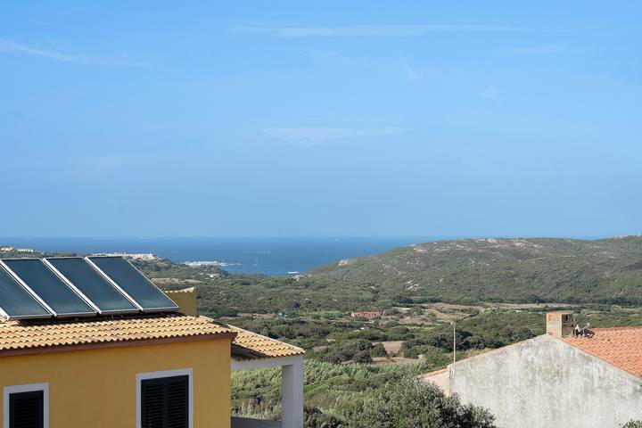 Ganze Wohnung, Apartment „Casa Marco Polo“ mit Meerblick, Balkon und Klimaanlage in Ruoni, Santa Teresa Gallura (Gemeinde)