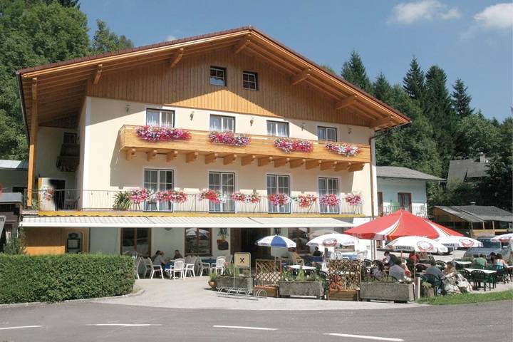 Hotel für 2 Personen, mit Terrasse in Steinbach am Attersee