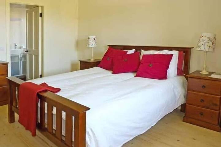 Bluebell Cottage, familienfreundlich in Spanish Point, County Clare in County Clare