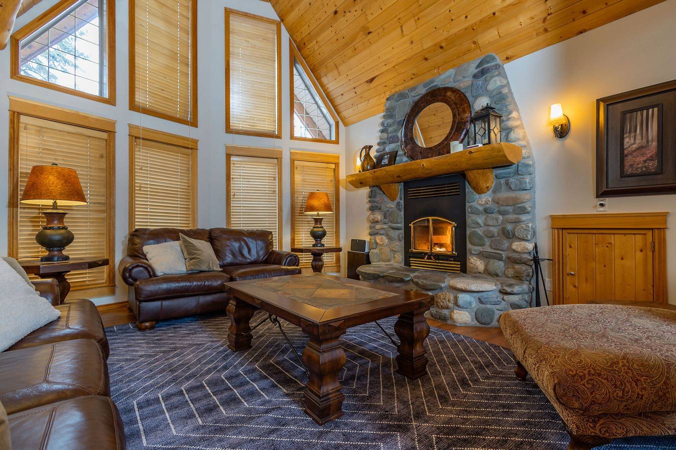 The Stemwinder Chalet by Simply Kimberley in Kimberley, Regional District of East Kootenay