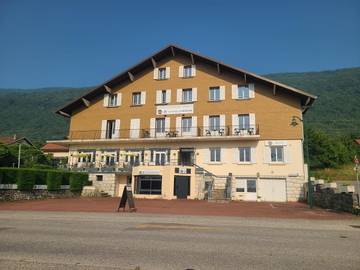 Hôtel pour 2 personnes, avec vue et jardin dans Anglefort