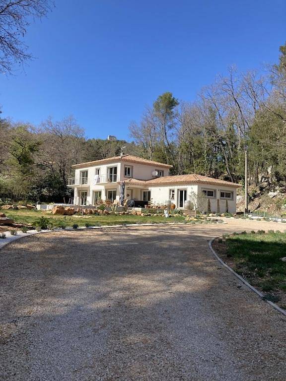 Villa pour 7 personnes, avec piscine ainsi que jardin et vue - 1