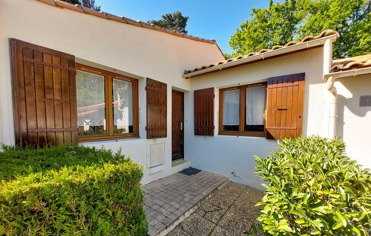 Location de vacances pour 7 personnes, avec jardin et terrasse, animaux acceptés à Saint-Georges-de-Didonne - 2