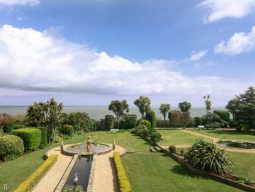 Cottage for 13 People in Shanklin, Isle of Wight, Photo 1