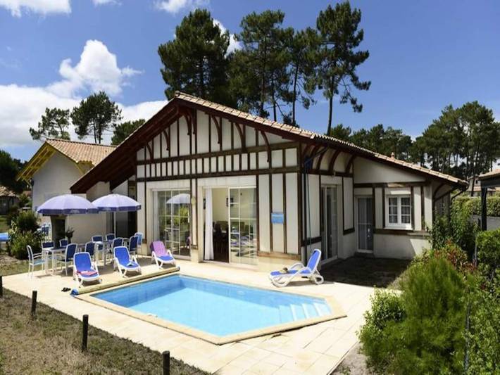 Appartement de vacances pour 4 personnes, avec balcon et piscine, animaux acceptés à Gujan-Mestras
